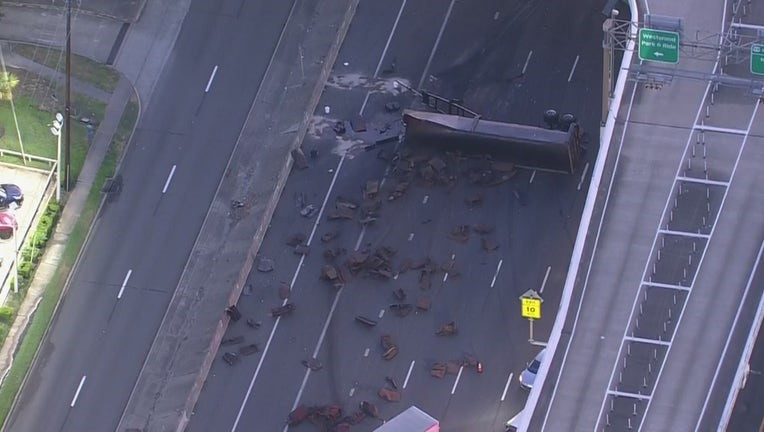 6.23.22_ACCIDENTNEWS_18-Wheeler Overturned on Southwest Freeway_Photo