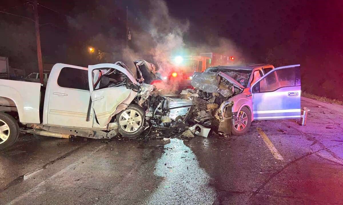 08.22.22_ACCIDENTNEWS_Firefighter Hurt in Head-On Crash in Montgomery County
