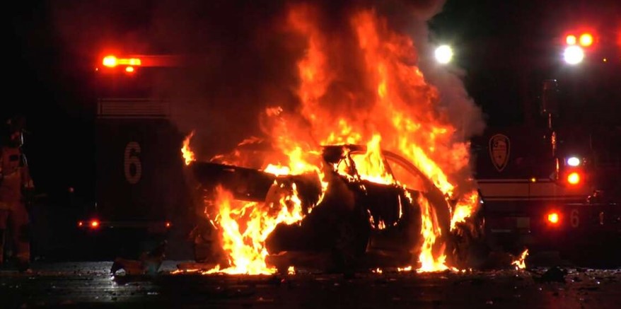 One Dead Following Fiery 18-Wheeler Crash